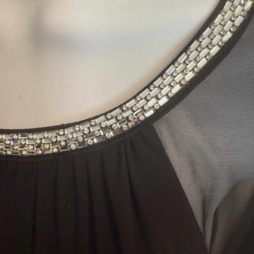 R&M Richards Black Bishop Sleeve Cocktail Gown - Picture 4 of 4